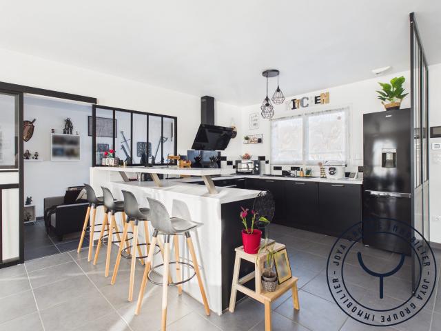 Maison 8 pièces 131 m²
