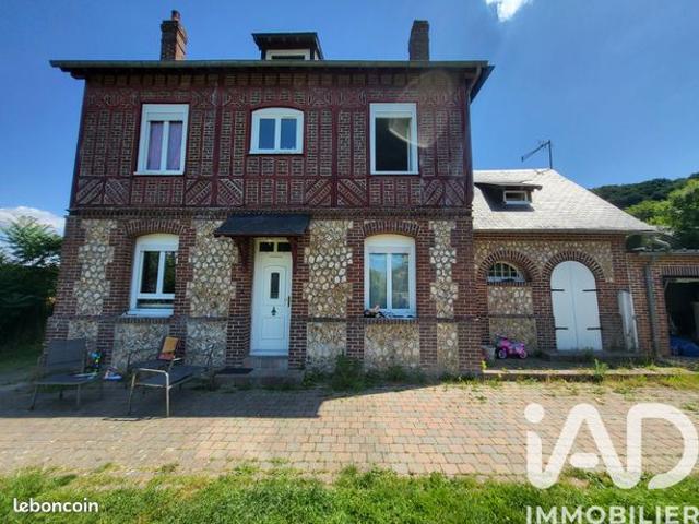 Maison 8 pièces 132 m²