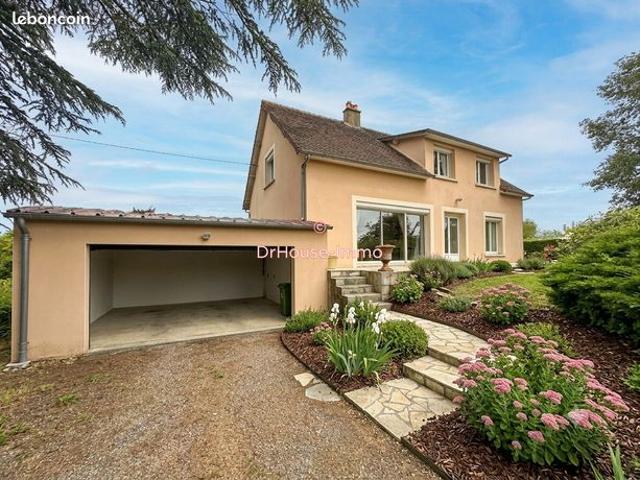 Maison 8 pièces 132 m²
