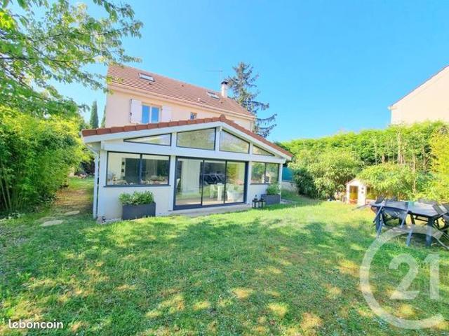 Maison 8 pièces 132 m²