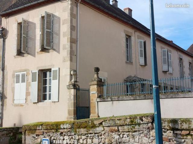 Maison 8 pièces 132 m²