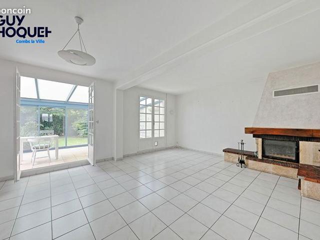 Maison 8 pièces 133 m²