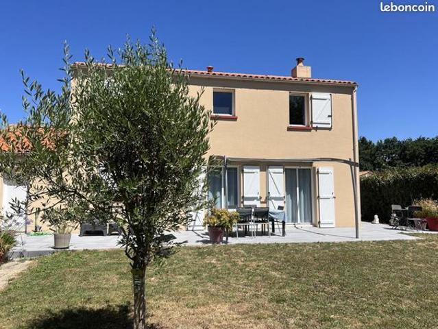 Maison 8 pièces 133 m²