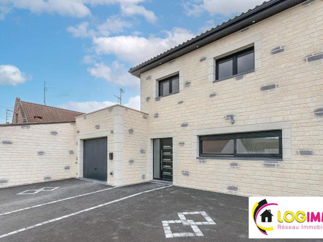 Maison 8 pièces 144 m²