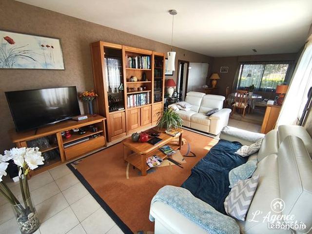 Maison 8 pièces 144 m²