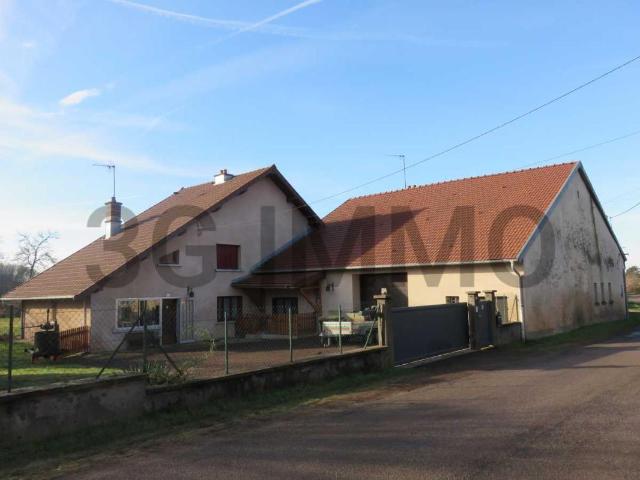 Maison 8 pièces 144 m²