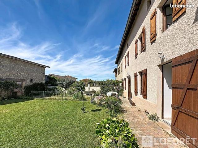 Maison 8 pièces 144 m²