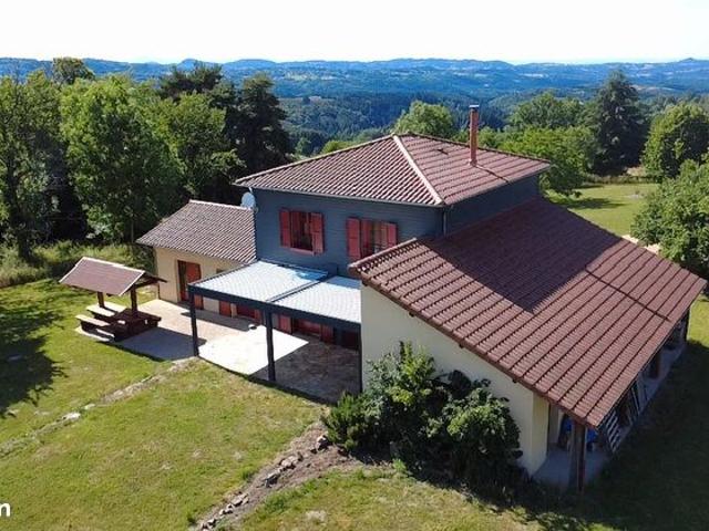 Maison 8 pièces 144 m²