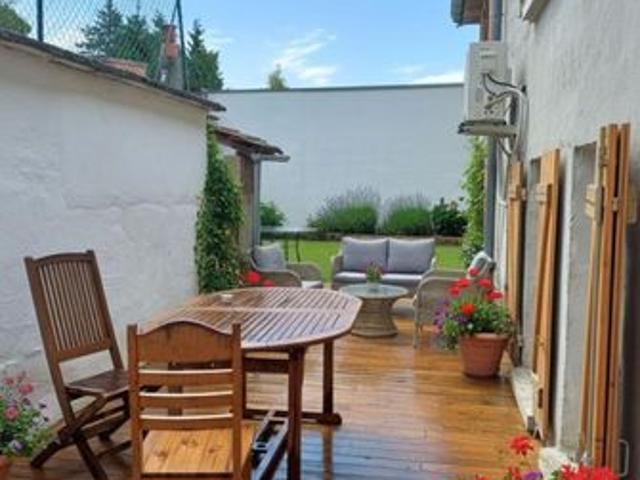 Maison 8 pièces 144 m²