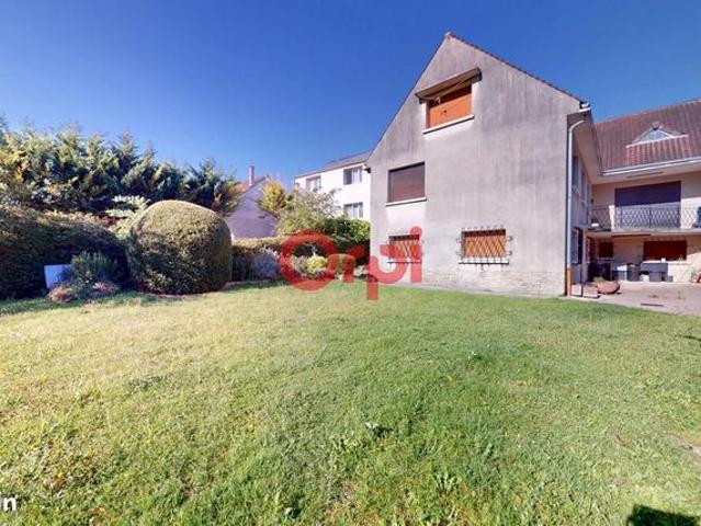 Maison 8 pièces 144 m²