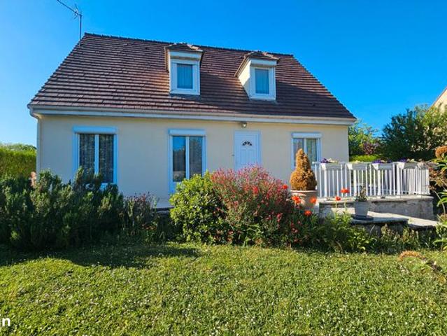 Maison 8 pièces 144 m²