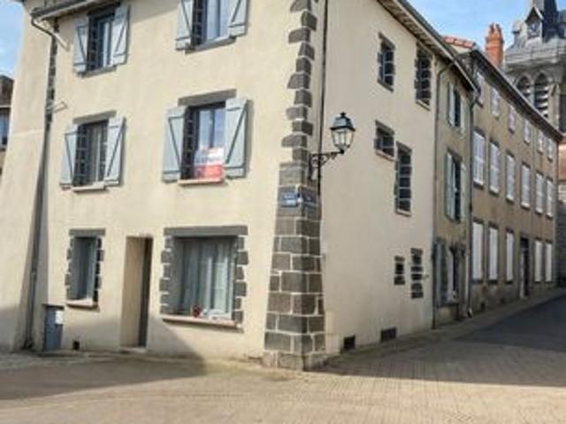 Maison 8 pièces 144 m²
