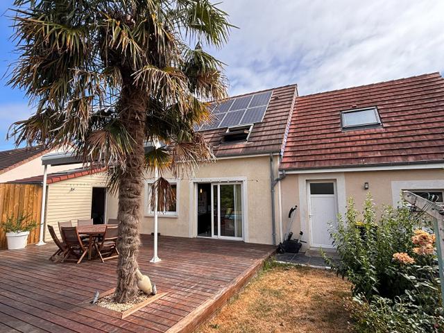 Maison 8 pièces 144 m²