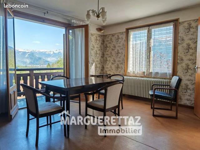 Maison 8 pièces 144 m²