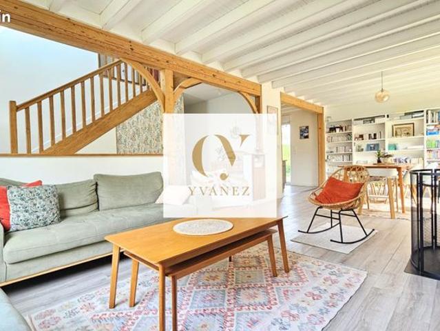 Maison 8 pièces 144 m²