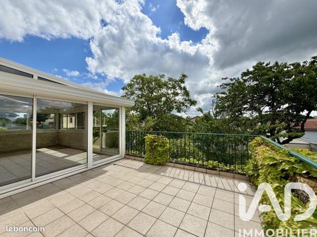Maison 8 pièces 144 m²
