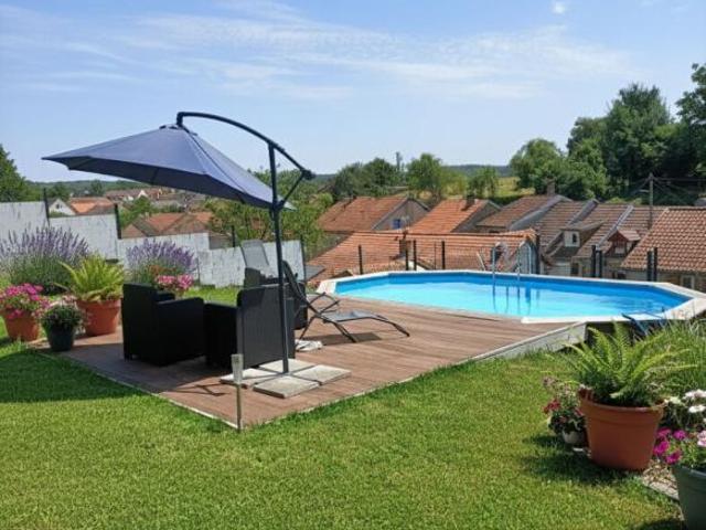 Maison 8 pièces 144 m²