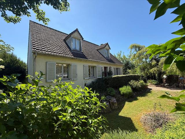 Maison 8 pièces 145 m²