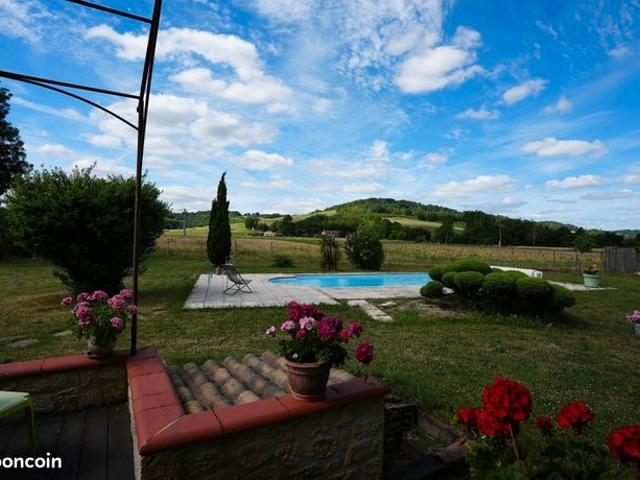 Maison 8 pièces 145 m²