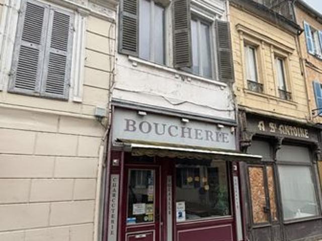 Maison 8 pièces 145 m²