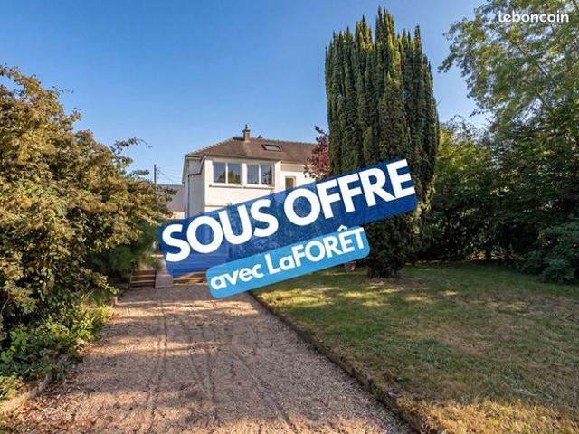 Maison 8 pièces 145 m²