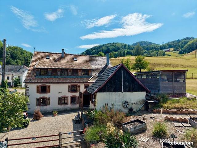 Maison 8 pièces 145 m²