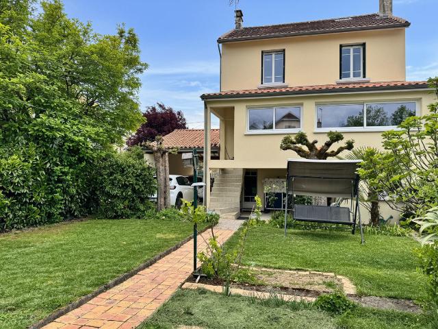 Maison 8 pièces 148 m²