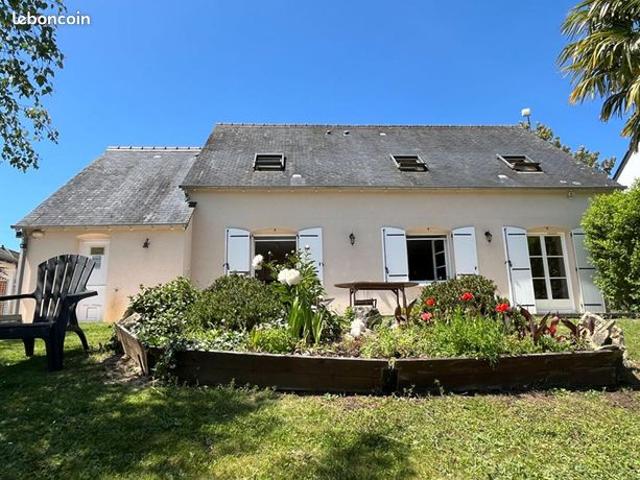 Maison 8 pièces 145 m²