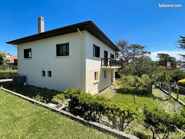 Maison 8 pièces 145 m²