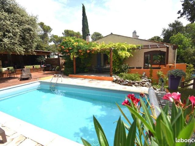 Maison 8 pièces 145 m²