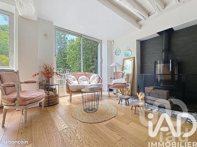 Maison 8 pièces 145 m²