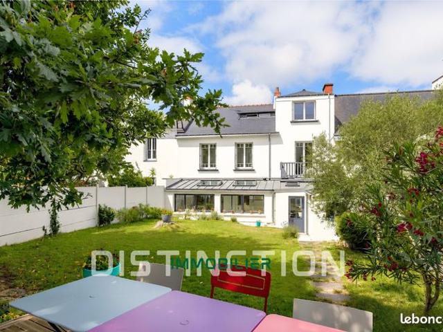 Maison 8 pièces 145 m²