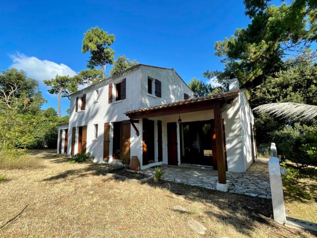 Maison 8 pièces 145 m²