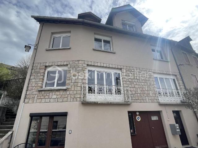 Maison 8 pièces 145 m²