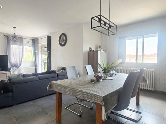 Maison 8 pièces 145 m²