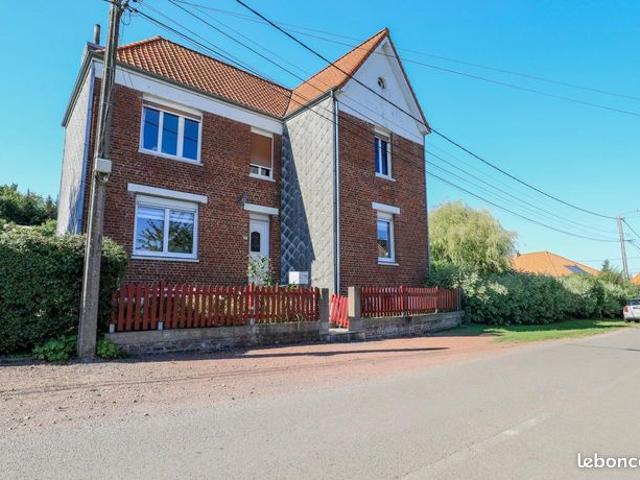 Maison 8 pièces 145 m²