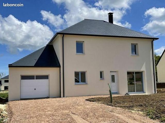Maison 8 pièces 145 m²