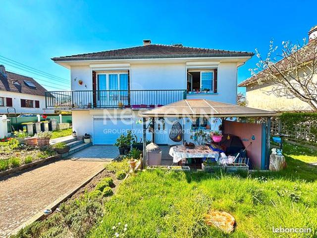 Maison 8 pièces 145 m²