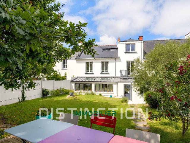 Maison 8 pièces 145 m²