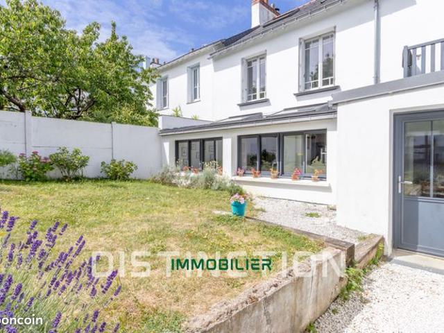 Maison 8 pièces 145 m²