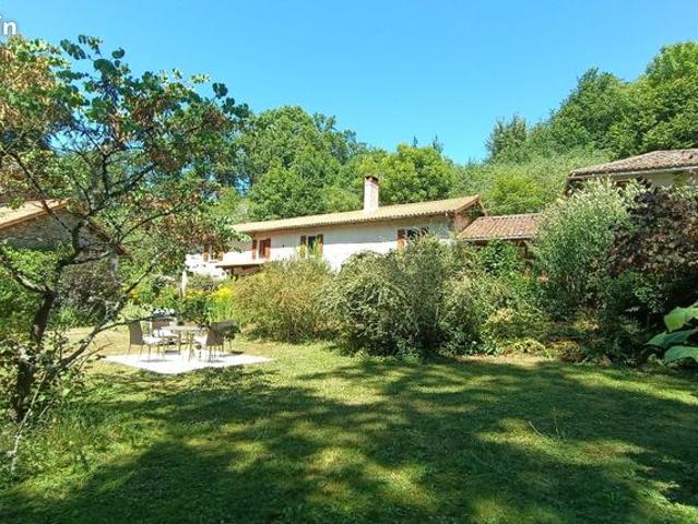 Maison 8 pièces 145 m²