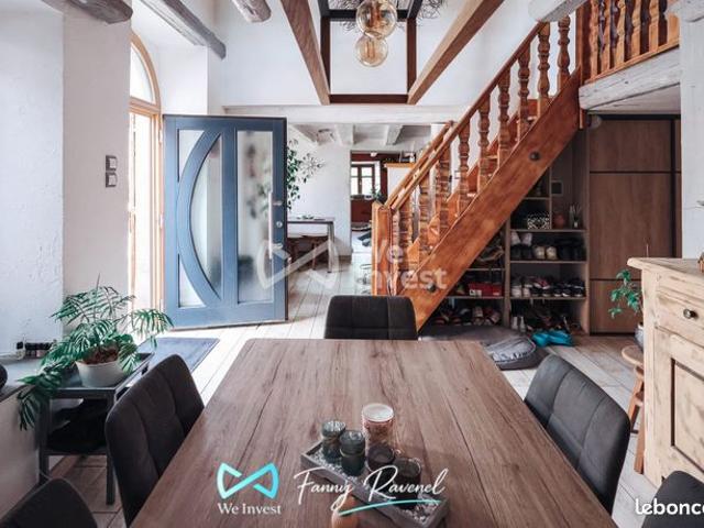 Maison 8 pièces 145 m²