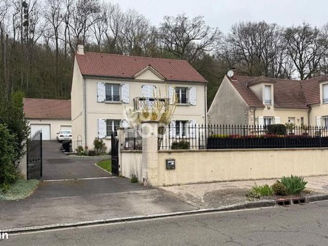 Maison 8 pièces 145 m²