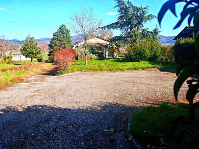 Maison 8 pièces 146 m²