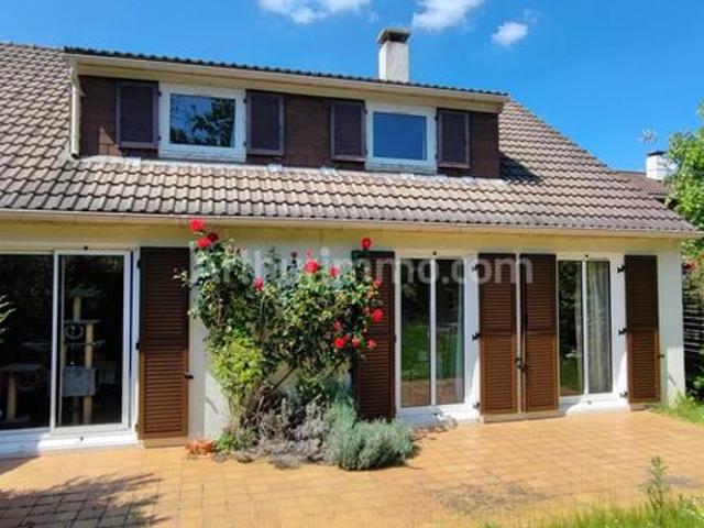 Maison 8 pièces 146 m²