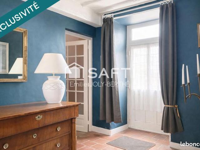 Maison 8 pièces 146 m²