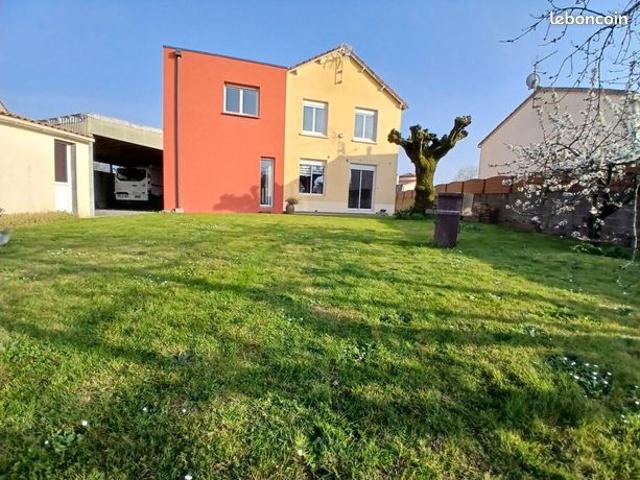 Maison 8 pièces 146 m²