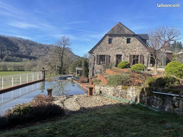 Maison 8 pièces 146 m²