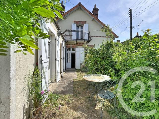 Maison 8 pièces 146 m²