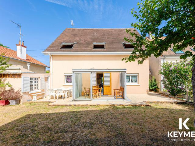 Maison 8 pièces 147 m²